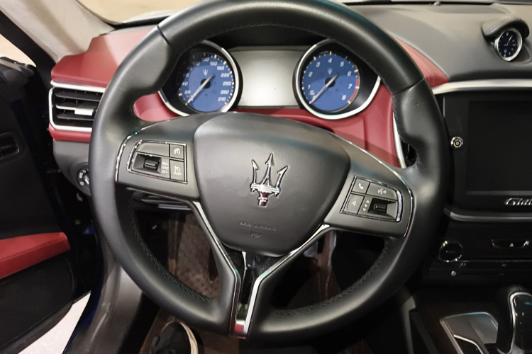 玛莎拉蒂 Ghibli 2014款 3.0T 标准版中控内饰13