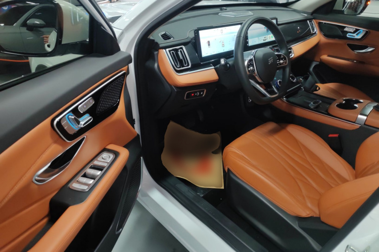 捷途山海L7 2024款 1.5T 120km MAX+ 7座中控内饰20