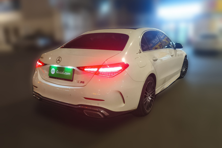 奔驰C级 2022款 C 260 L 运动版车身外观7
