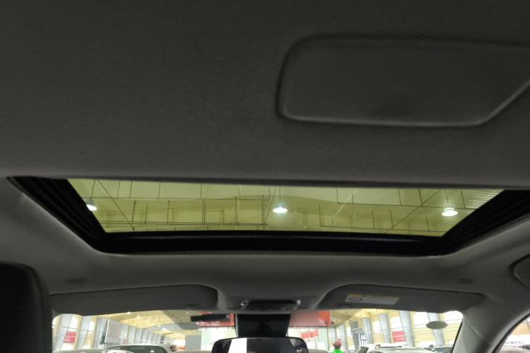 丰田 锋兰达 2022款 2.0L CVT豪华PLUS版中控内饰22