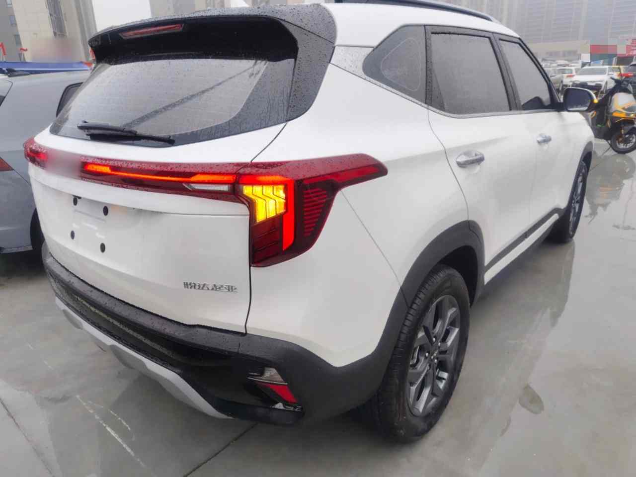 起亚 赛图斯 2023款 1.5L CVT豪华版(4)