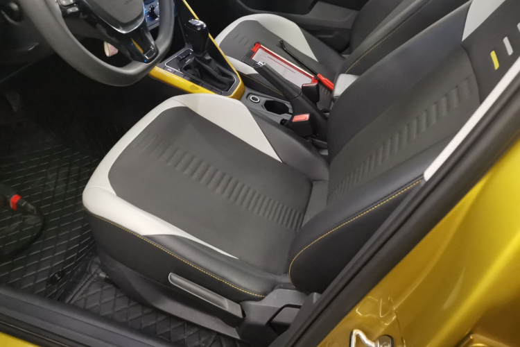 大众 Polo 2019款 Plus 1.5L 自动炫彩科技版局部细节19