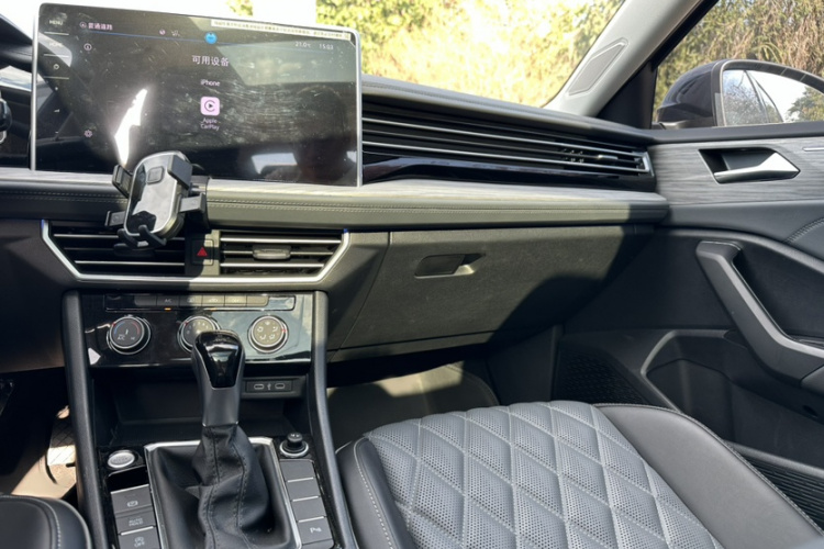 大众 速腾 2023款 300TSI DSG超越版局部细节18