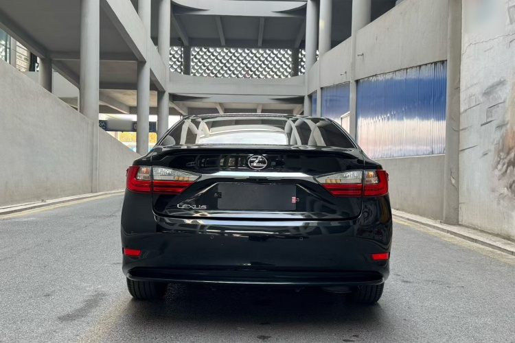 雷克萨斯ES 2016款 200 Midnight特别限量版车身外观6004