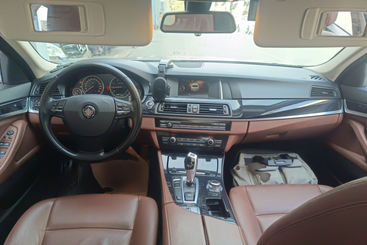 宝马5系 2014款 520Li 典雅型中控内饰7002