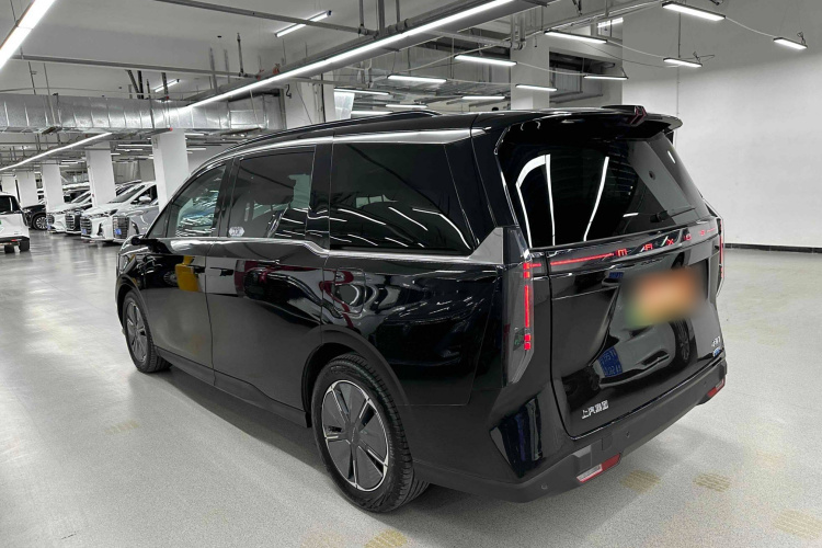 上汽大通MAXUS 大家7 2024款 超混 长续航版 旗舰版车身外观6001