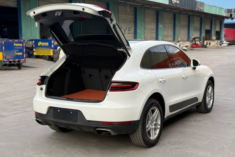 保时捷 2017款  Macan 2.0T车身外观6005