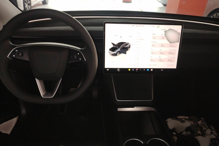 特斯拉 Model Y 2025款 长续航全轮驱动 首发版中控内饰7002