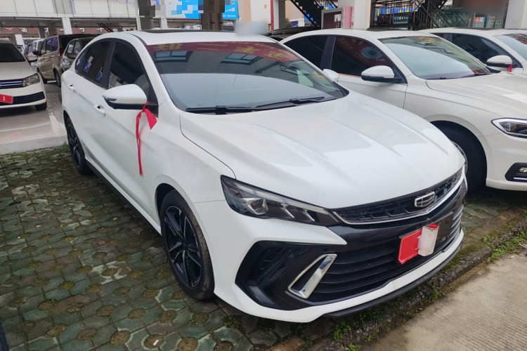 吉利汽车 2022款 缤瑞COOL 1.5T DCT电掣版车身外观3