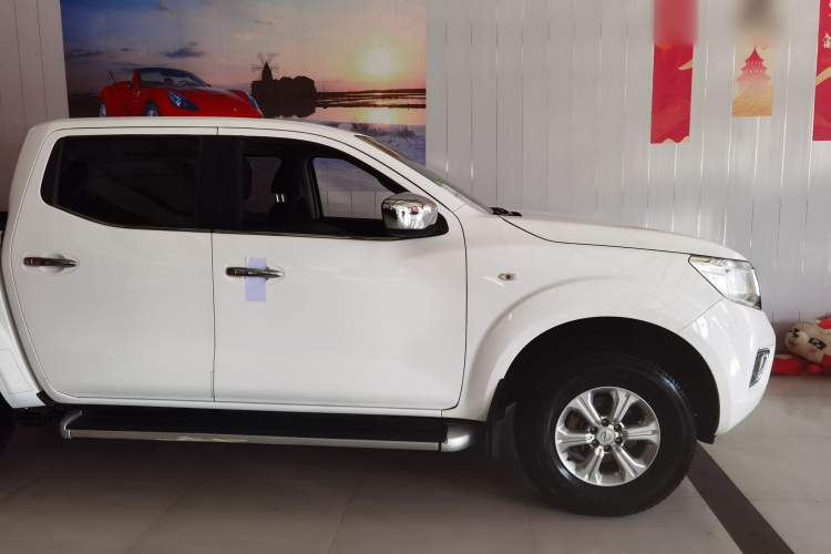 日产 纳瓦拉 2017款 2.5L自动两驱豪华版QR25车身外观6005