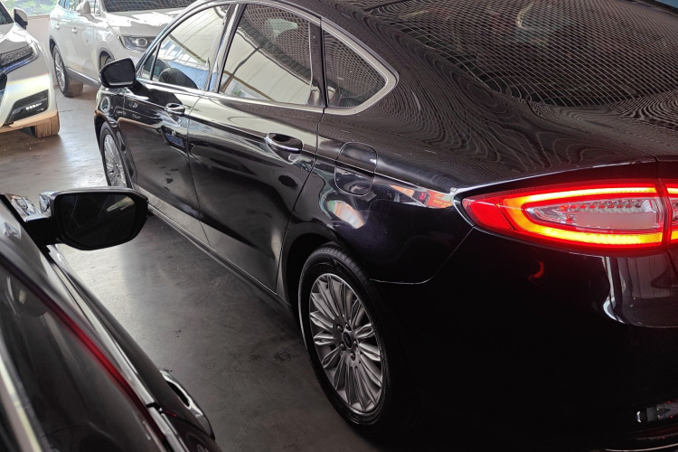 福特 蒙迪欧 2013款 2.0L GTDi200豪华型车身外观6003