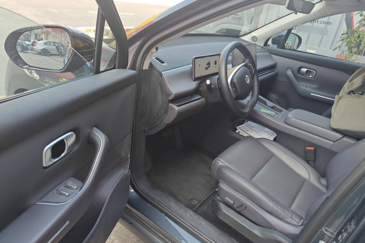 零跑汽车 零跑C10 2024款 210激光雷达版中控内饰7003