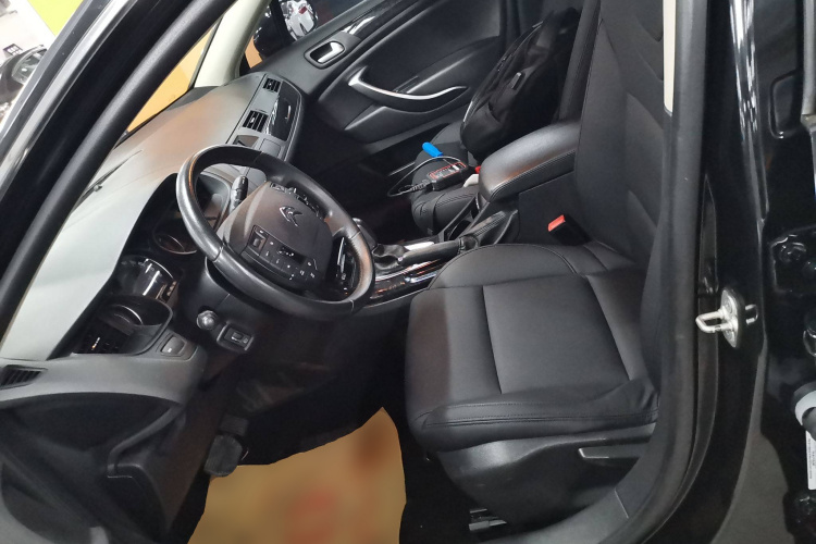 雪铁龙C5 2016款 1.6T 自动尊悦型局部细节19