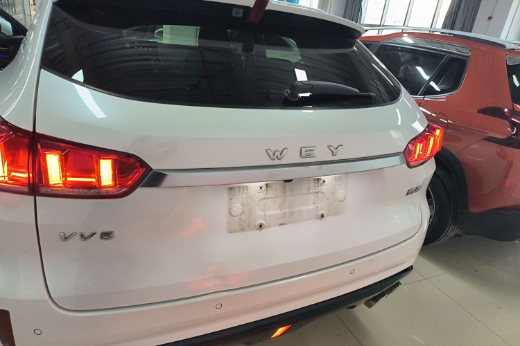 魏牌 VV5 2019款 1.5T 两驱智先锋车身外观6