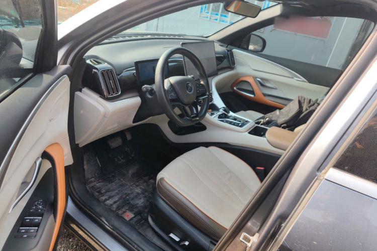 比亚迪 宋Pro新能源 2022款 DM-i 110km 旗舰型Pro中控内饰19