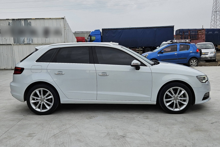 奥迪A3 2016款 Sportback 35 TFSI 风尚型车身外观6003