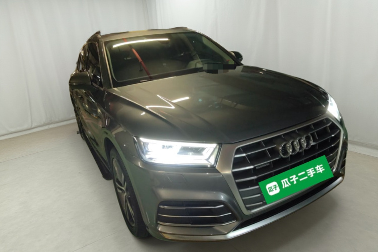 奥迪Q5L 2020款 改款 40 TFSI 荣享时尚型车身外观3