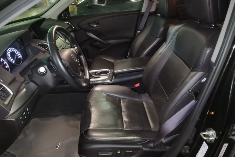 讴歌RDX(进口) 2016款 3.0L 四驱尊享版中控内饰19