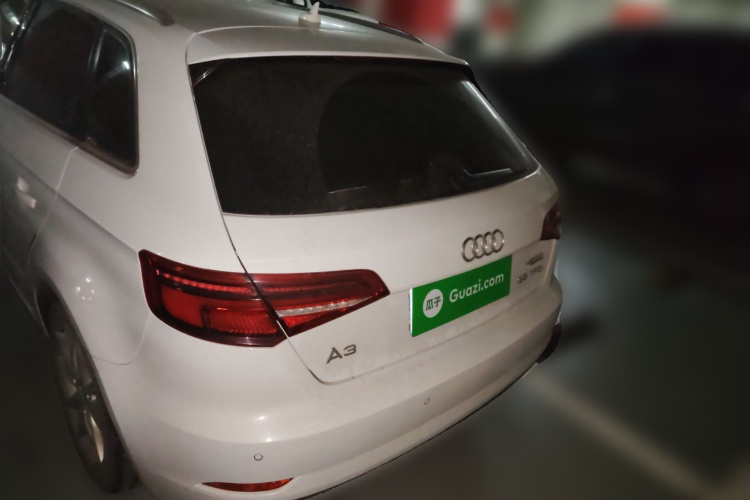 奥迪A3 2017款 Sportback 35 TFSI 进取型车身外观6