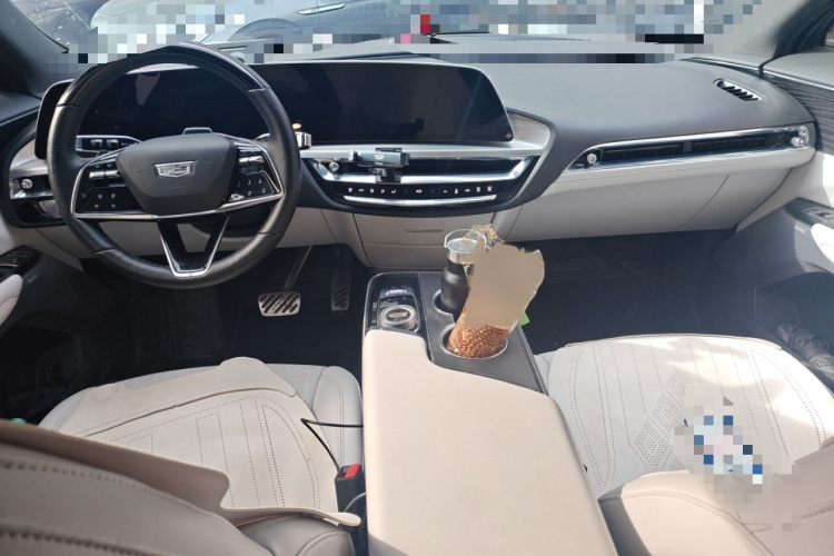 凯迪拉克 IQ锐歌 2022款 后驱长续航豪华版中控内饰7002