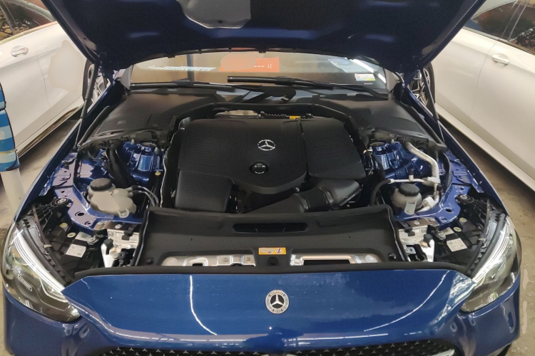 奔驰C级 2022款 改款 C 200 L 运动版局部细节24