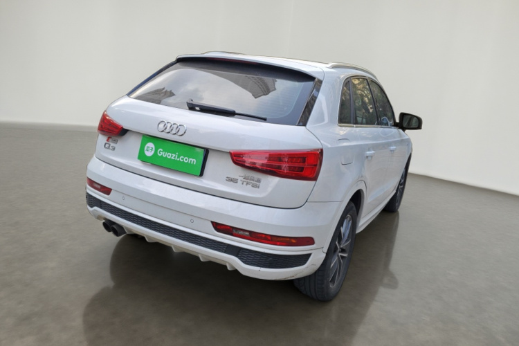 奥迪Q3 2018款 35 TFSI 运动型典藏版车身外观7