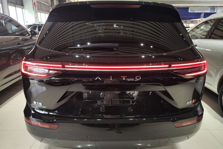 鸿蒙智行 问界M7 2024款 1.5T 后驱Plus版 5座车身外观6005