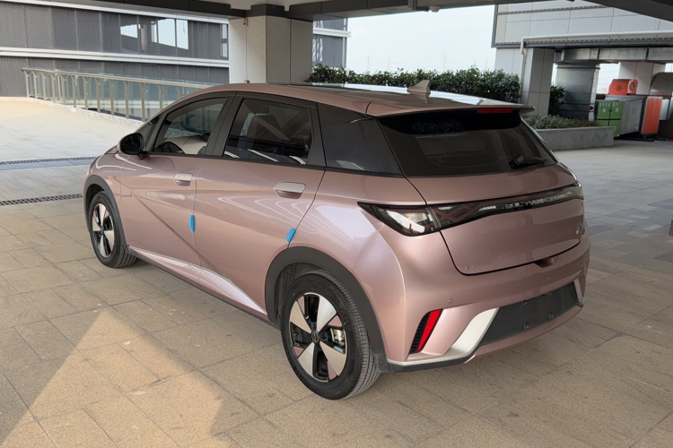 比亚迪 海豚 2023款 420km 时尚版车身外观6006