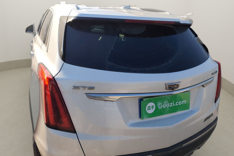 凯迪拉克XT5 2020款 28T 豪华型车身外观6