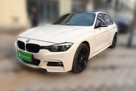 宝马3系 2019款 320i M运动曜夜版