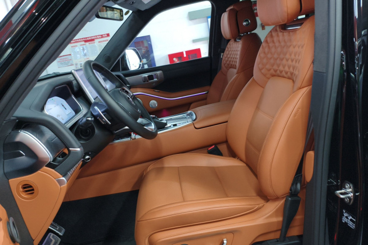 坦克700新能源 2024款 Hi4-T 极境版中控内饰19