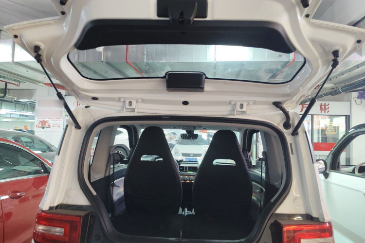 五菱汽车 宏光MINIEV 2022款 轻松款 三元锂机舱底盘23