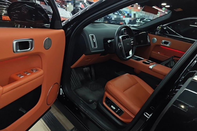 理想汽车 理想L8 2024款 Max中控内饰7003