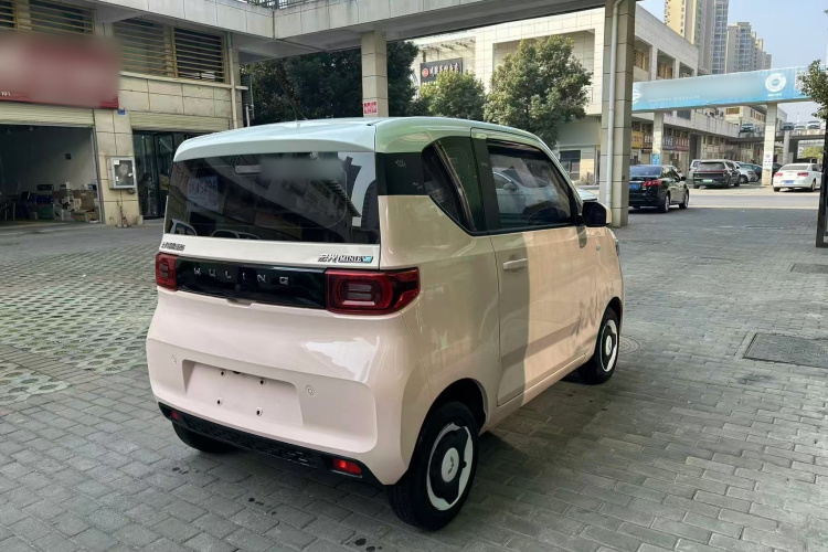 五菱汽车 宏光MINIEV 2021款 马卡龙时尚款 三元锂车身外观6006