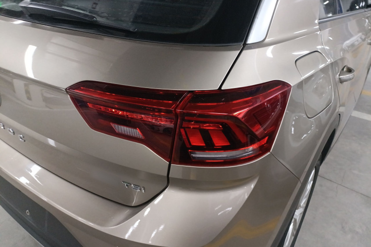 大众 T-ROC探歌 2020款 280TSI DSG两驱精英型车身外观6006