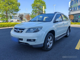 比亚迪S6 2014款 2.0L 手动豪华型 5座