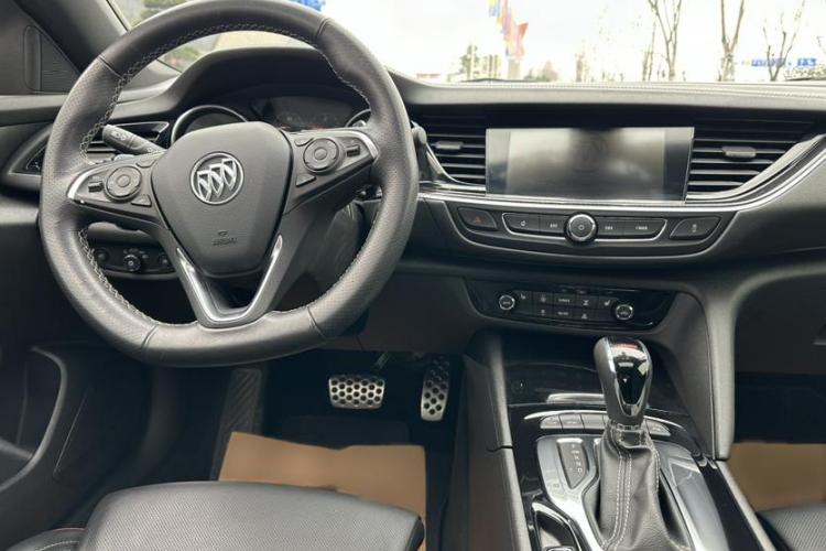 别克 君威 2017款 GS 28T 豪华型中控内饰7004