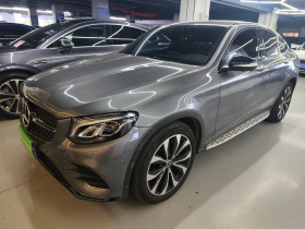 奔驰GLC轿跑 2019款 GLC 260 4MATIC 轿跑SUV