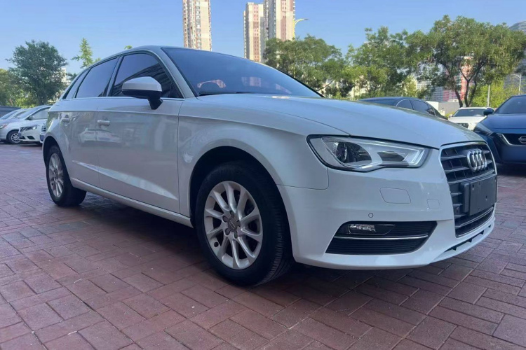 奥迪A3 2014款 Sportback 35 TFSI 自动时尚型车身外观6002