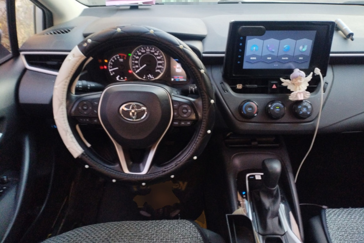丰田 卡罗拉 2021款 1.2T S-CVT 先锋版中控内饰13