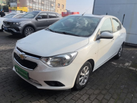 雪佛兰 2015款 赛欧3 1.5L AMT幸福天窗版