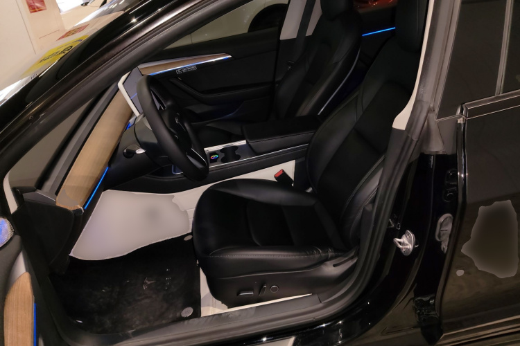 特斯拉 Model 3 2022款 后轮驱动版局部细节19