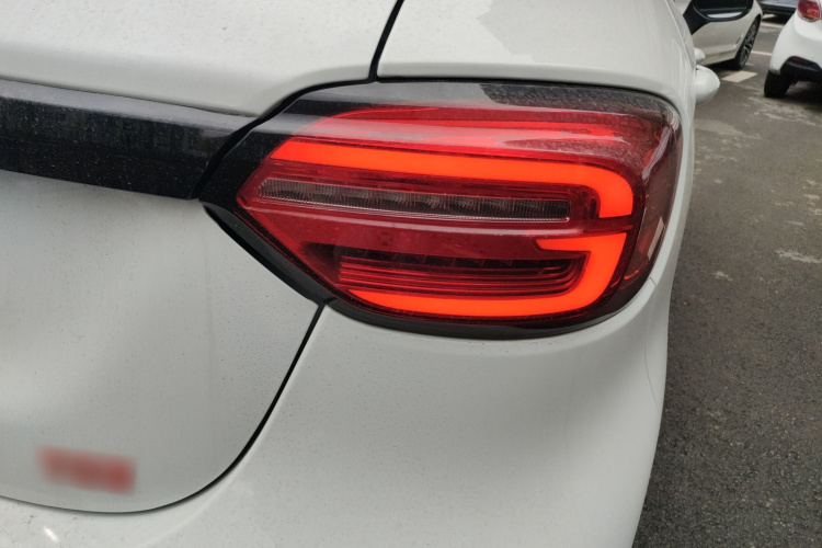 零跑汽车 零跑T03 2024款 403舒享版车身外观6006