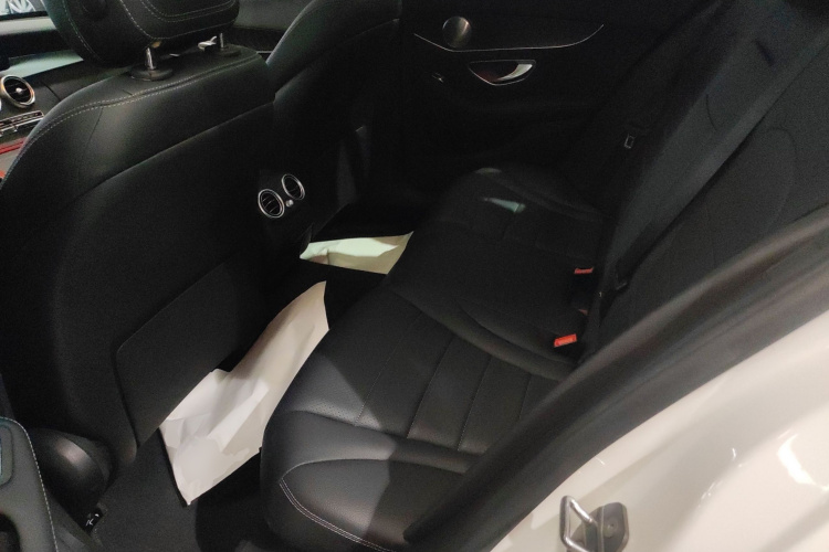 奔驰C级(进口) 2020款 C 200 旅行轿车中控内饰21