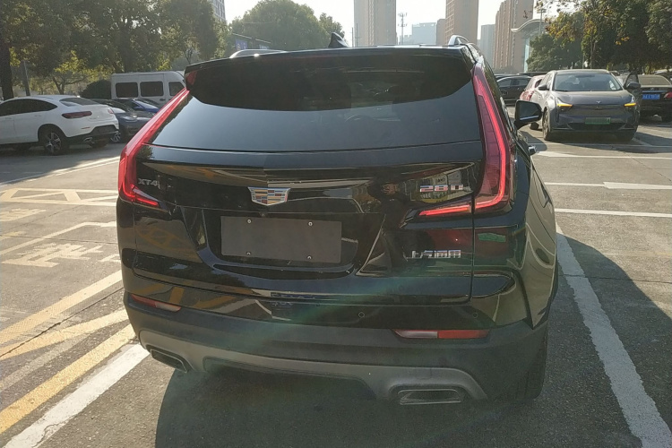 凯迪拉克XT4 2018款 28T 两驱领先型车身外观6004