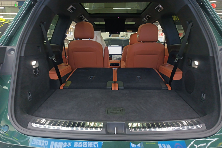 理想汽车 理想L9 2024款 Ultra机舱底盘23