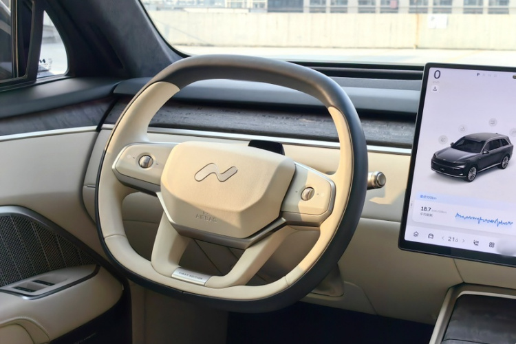 乐道L90 2025款 Ultra 六座版局部细节13