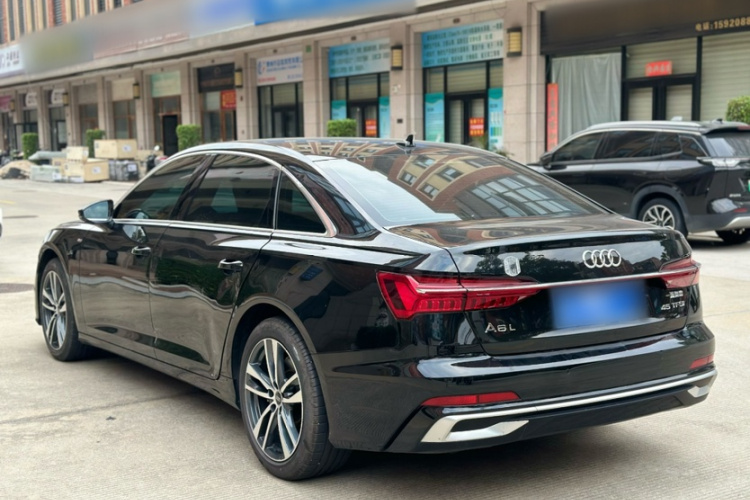 奥迪A6L 2023款 40 TFSI 豪华动感型车身外观6003