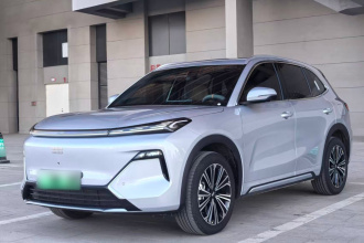 吉利银河 银河星舰7 EM-i 2025款 120km 领航版