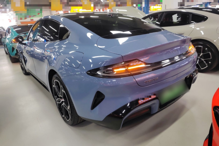 小米汽车 小米SU7 2024款 后驱长续航智驾版车身外观4